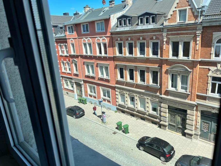Schoenes City-Apartment Im Zentrum Mit Balkon Hof  Exterior foto